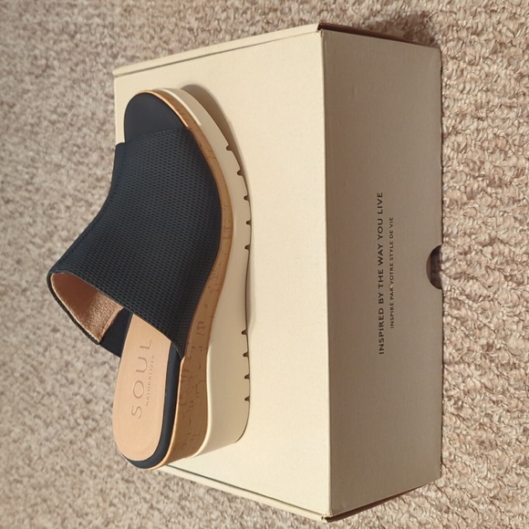 NWT SOUL Naturalizer black wedge slides sz 7.5 - Picture 6 of 6